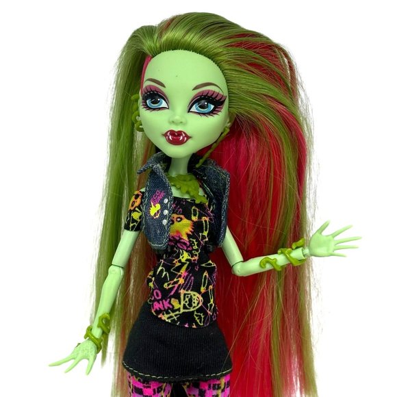 MONSTER HIGH Venus McFlytrap FIRST WAVE Daughter of Plant Monster 2011 - Picture 2 of 9